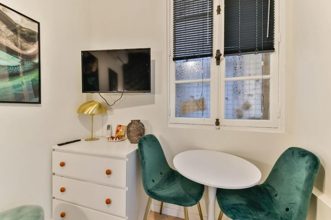 Luxury New Studio 2Pers/Champs Elysees/Ar Apartamento París
